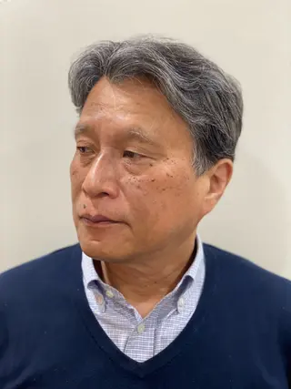 ミディアム 和田 龍平のヘアスタイル