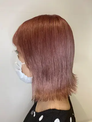 ショート カラー レイヤー×艶髪特化 マネージャー安藤光司のヘアスタイル