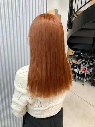 ロング カラー ヘアアレンジ yuka .のヘアスタイル