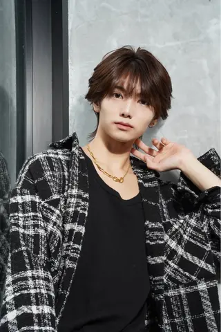 ミディアム メンズ men's salon alpha 新宿所属・メンズ特化/韓国ヘア 神崎光希のヘアスタイル