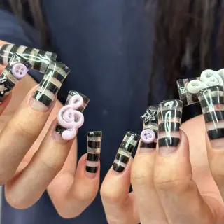 ネイル YukaRyu /癖デザインのネイルデザイン