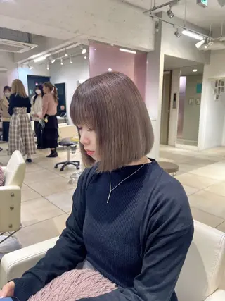 ショート 海外風レイヤー🎀 新宿MOMOKA🍑のヘアスタイル