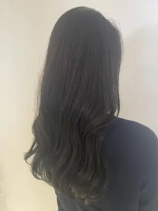 ロング カラー いけだ　ひかり ハイライトくびれヘアのヘアスタイル