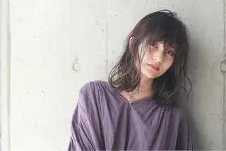 ミディアム カラー パーマ コバヤシ リョウのヘアスタイル