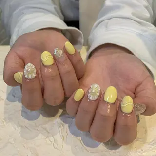 ネイル マキノ ユイのネイルデザイン