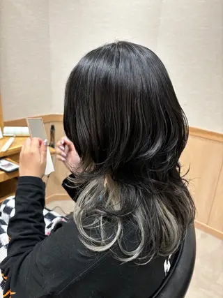 セミロング カラー 髪の家 tikiのヘアスタイル