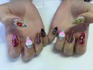 ネイル 💎🐰 saki. m 🐰💎のネイルデザイン