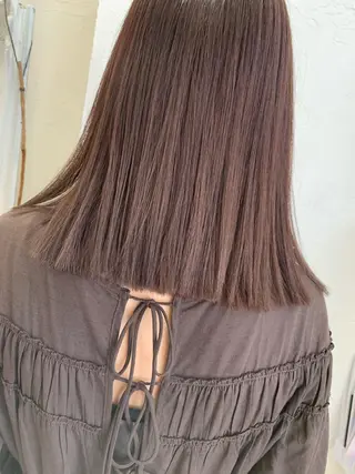 ミディアム カラー fio マナミのヘアスタイル