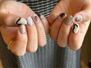 ショート カラー パーマ ヘアアレンジ メンズ キッズ ネイル マツエク・マツパ アイブロウ ar. harajukuのネイルデザイン