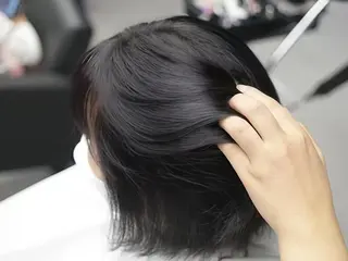 ミディアム カラー 白髪染め専門店 Recolorなおこのヘアスタイル