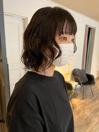 ミディアム カラー パーマ ヘアアレンジ メンズ キッズ ネイル マツエク・マツパ アイブロウ ウルフレイヤーカット /チヒロのヘアスタイル