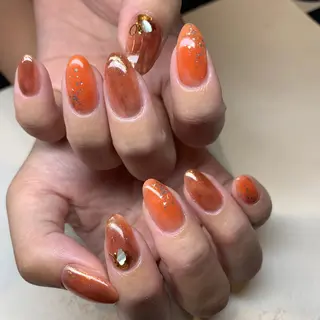 ネイル repos~ルポ~所属・里見 麗のネイルデザイン