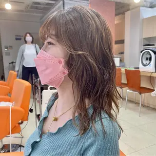 セミロング カラー パーマ ヘアアレンジ 鶴﨑 美優亜のヘアスタイル