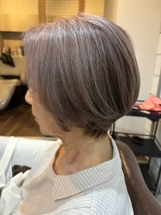 カラー 伊藤 那月のヘアスタイル