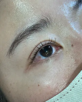 マツエク・マツパ 井上 真里奈のヘアスタイル