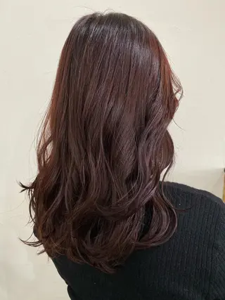 セミロング カラー ヘアアレンジ 暗髪カラー🫐パーマ おくだりんかのヘアスタイル
