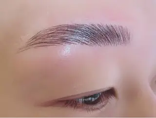 アイブロウ LasikuZero maikoのマツエク・マツパデザイン