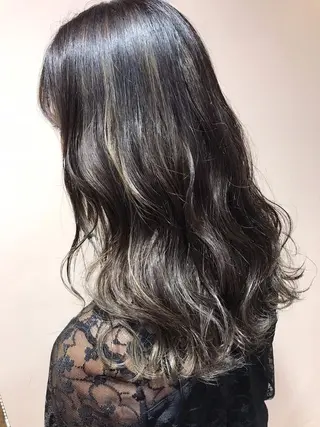 ロング カラー TAKA 【髪質改善】のヘアスタイル