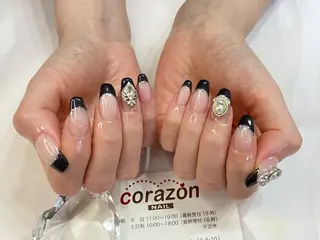 ネイル corazon所属・ネイリスト aicoのネイルデザイン