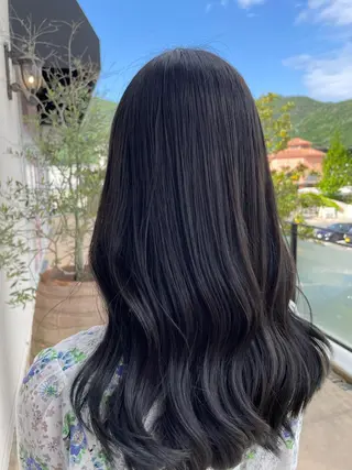 ロング カラー 鵜飼 真伍のヘアスタイル