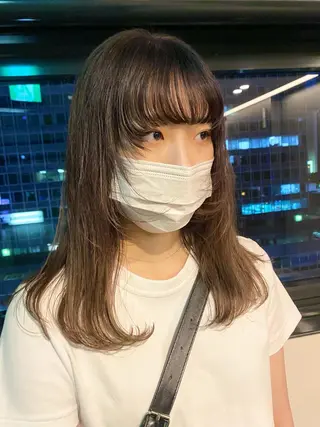 ミディアム カラー パーマ ヘアアレンジ デザインカラー/ボブ ブリーチカラー/ユリのヘアスタイル