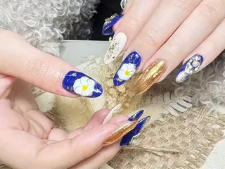 ネイル AngelChris ビューティーサロンのネイルデザイン