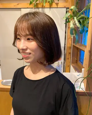 ミディアム ENIF ヤマグチアツコのヘアスタイル