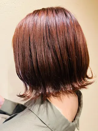 ショート カラー bh.maara デザイン／ハイトーンのヘアスタイル