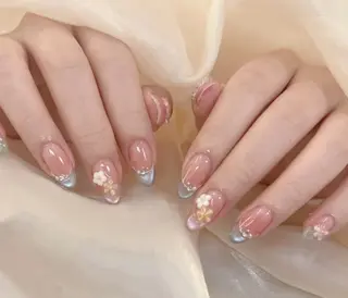 ネイル Pure&Rich Nailのネイルデザイン