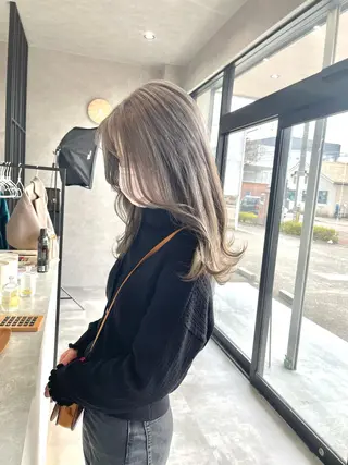 ミディアム カラー 一ノ瀬 暁のヘアスタイル