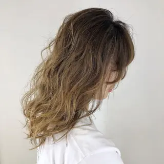 セミロング カラー TOMOKA 艶髪/透明感カラーのヘアスタイル