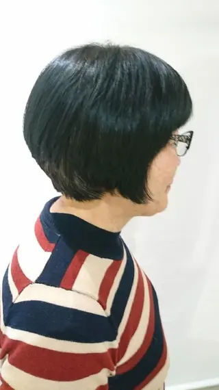 ショート 齋藤 愛美のヘアスタイル