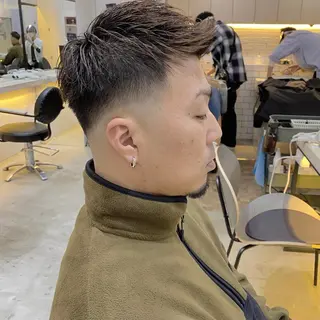 ショート カラー メンズ CLUTCH天王寺 西藤遥河のヘアスタイル