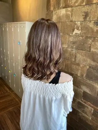 ロング カラー ヘアアレンジ Belle hair Design青野大貴のヘアスタイル