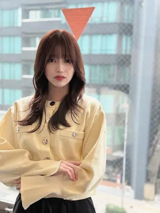 セミロング 裕千/くびれヘア/ 韓国風ヘア/顔まわりのヘアスタイル