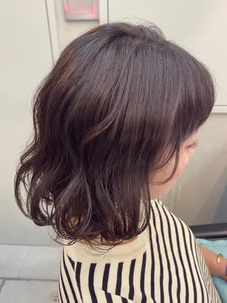 ショート カラー 岡野 静華のヘアスタイル