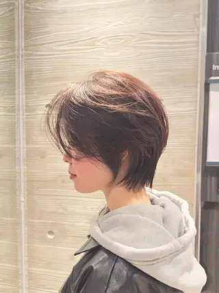 ショート COA GINZA 成嶋秀晟のヘアスタイル
