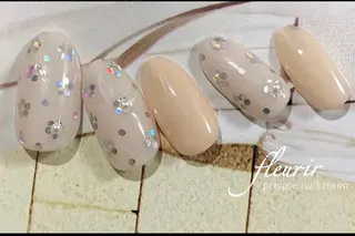 ネイル フルリール 【プライベートサロンのネイルデザイン