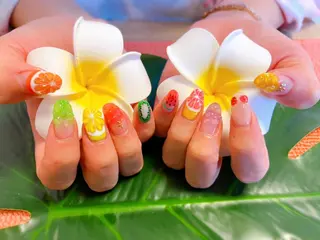 ネイル Betty❤︎ ネイル＆よもぎ蒸しのネイルデザイン