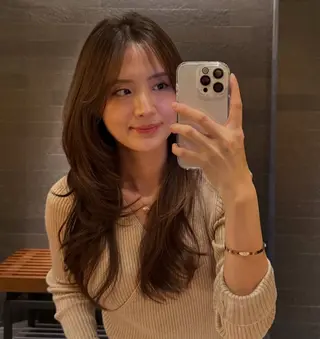 ロング 韓国／ハッシュカット ／透明感カラー／金野のヘアスタイル