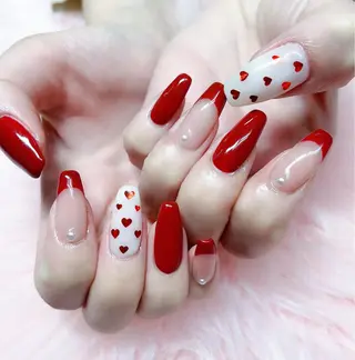 ネイル MoonNail ユリ🌸のネイルデザイン