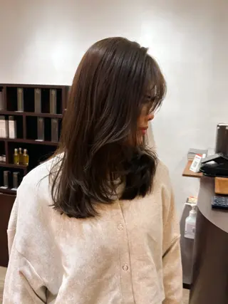 ミディアム カラー enVOGUE🌀 宮本泰周のヘアスタイル