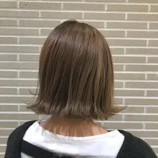 ミディアム 植田 菜月のヘアスタイル
