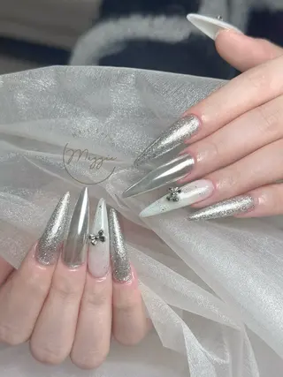 ネイル Maggie Nail🦩のネイルデザイン