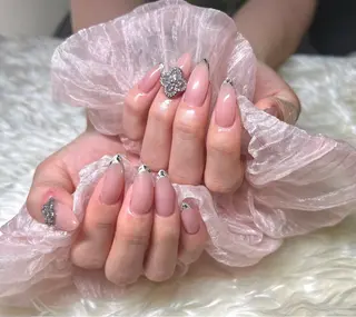 ネイル Nail&eye Belire 新宿のネイルデザイン