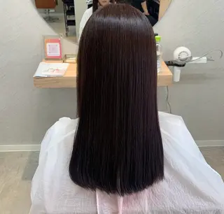 ロング カラー 山崎 美羽のヘアスタイル