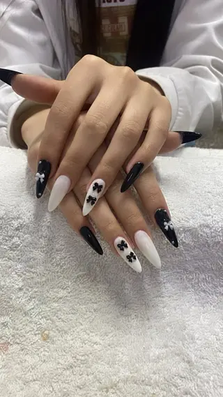ネイル オハナ マルのネイルデザイン