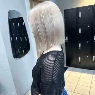 カラー ミディアム ♡韓国ヘア♡ ブリーチ✨ハイトーンのヘアスタイル