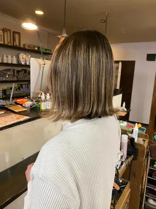 ミディアム 立野 希沙のヘアスタイル