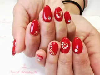 ネイル ネイルリボン 受付スタッフのネイルデザイン
